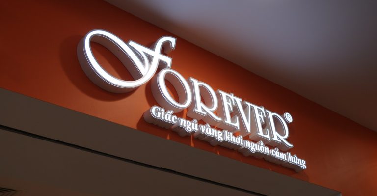 NHỮNG MẪU BIỂN HIỆU QUẢNG CÁO ĐẸP, ẤN TƯỢNG NHẤT 26 bien quang cao 8