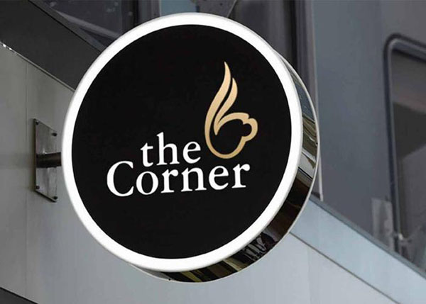 Bảng hiệu hộp đèn đơn giản, đẹp