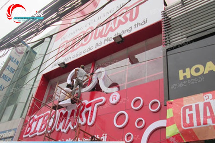 Làm biển quảng cáo Đà Nẵng - Thi công trọn gói giá rẻ 257 bang hieu mini mart