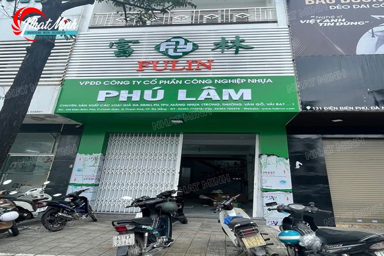 Thi công biển hiệu cửa hàng Phú Lâm