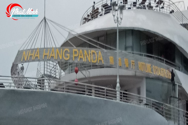Làm biển quảng cáo Đà Nẵng - Thi công trọn gói giá rẻ 170 Thi công biển hiệu chữ nổi thuyền du lịch Đà Nẵng