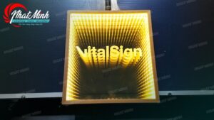 Hộp đèn vô cực