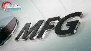 chữ mica hai lớp