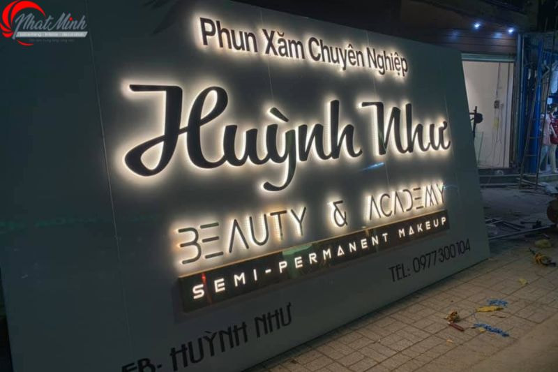 giá bảng hiệu đèn led