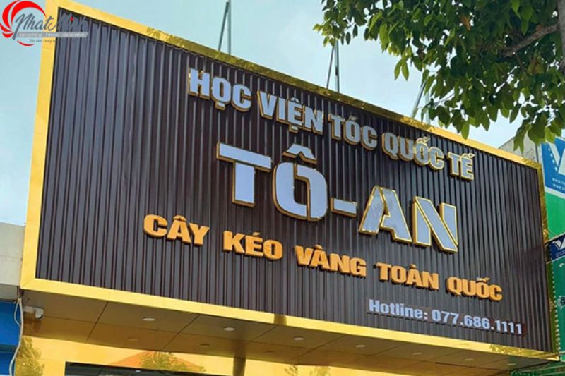 thi công bảng hiệu tôn